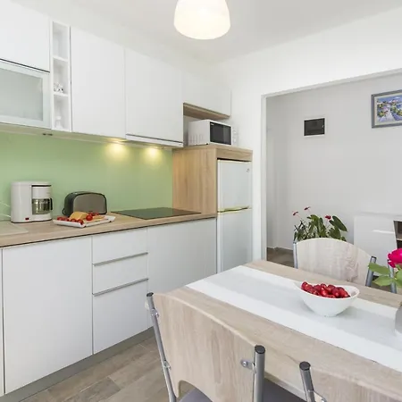 Lägenhet Apartments By The Sea Duga Luka - Prtlog, Labin - 2358